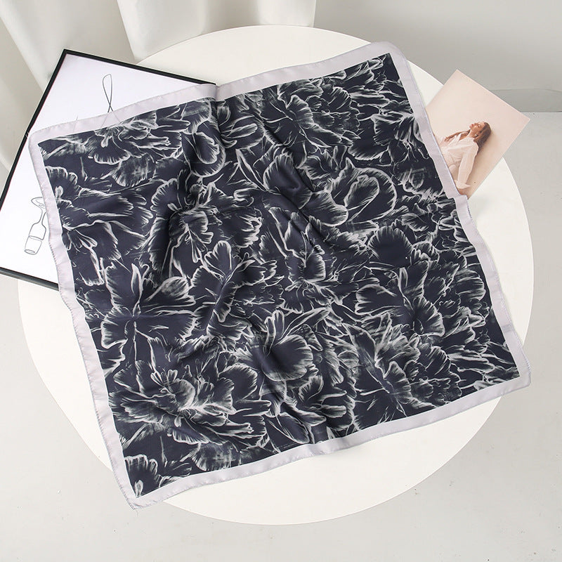 Petal Pattern Silk Scarf Made Of Polyester In Blue, Perfect For Autumn