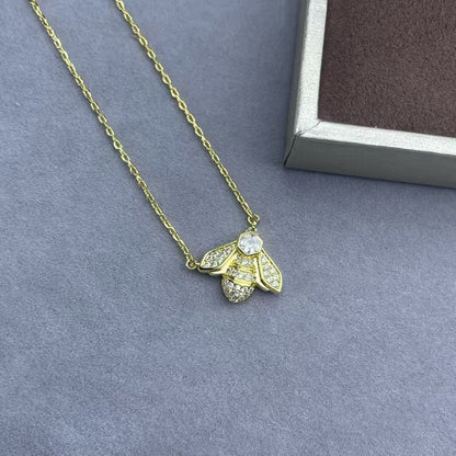 Bee Necklace For Women In Rose Gold With 18K Real Gold Plated V Gold And Rhinestone Inlay