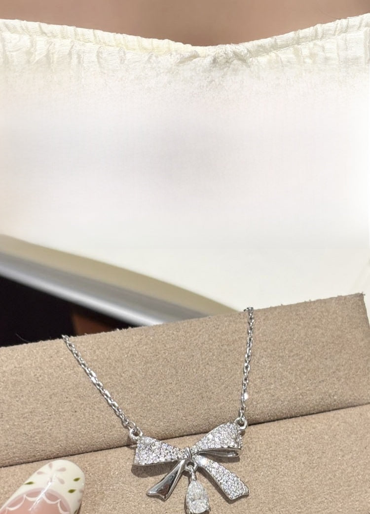 Bow Tie Pendant In 925 Sterling Silver With Moissanite Inlay, Simple Style Chain For Women
