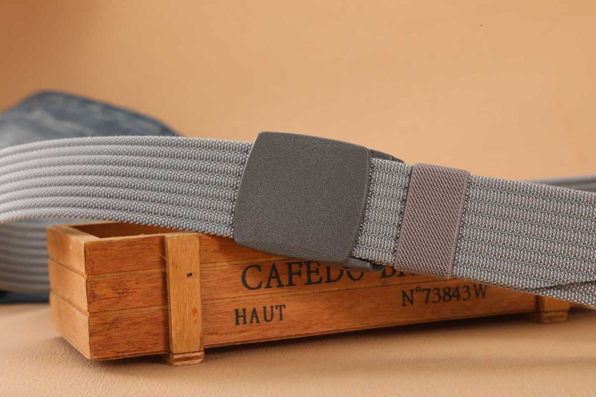 Men's Casual Braided Nylon Belt With Plastic Snap Buckle Featuring Durable Braid Surface Finish