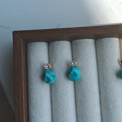 Cute Geometric Stud Earrings For Women In Gold Copper With Turquoise Inlay Featuring Beading Craft