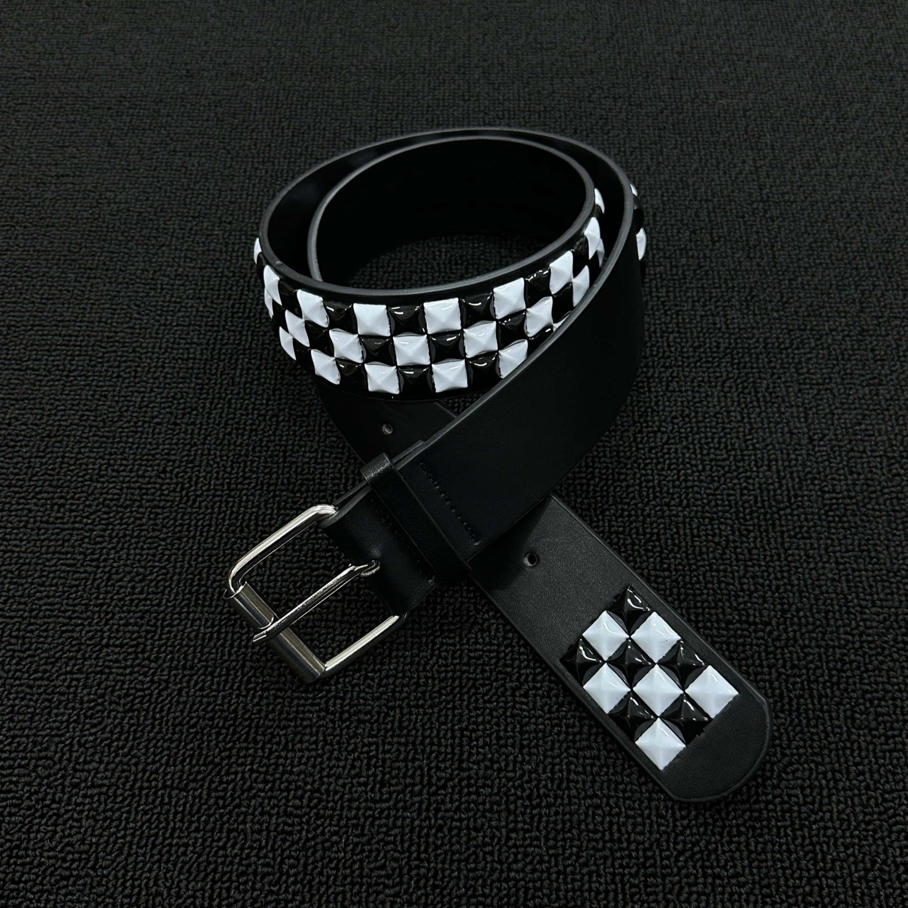 Unisex Checkered PU Leather Belt With Alloy Pin Buckle In Black & White