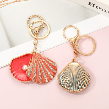 Christmas Shell Key Chain In Grey With Rhinestone Inlay, Zinc Alloy Bag Charm Accessory