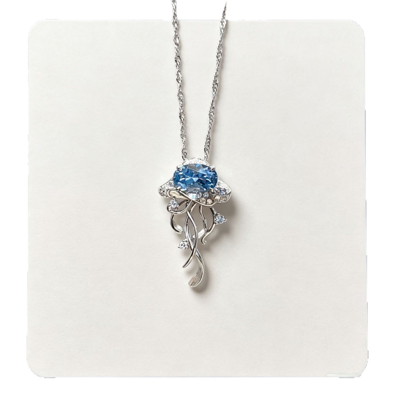 Sweet Ocean Blue Pendant Necklace For Women In Electroplated Alloy