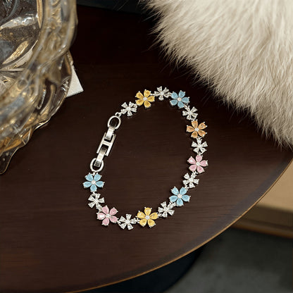 Luxurious Pearl Bracelet For Women With Copper Chain And Zircon Inlay Featuring Electroplated Gold Plating