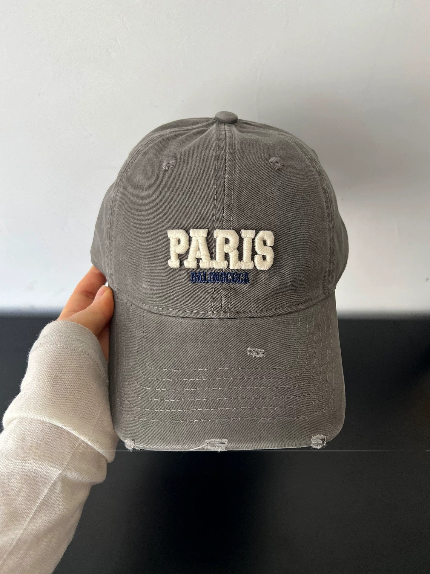 Vintage Style Unisex Baseball Cap With Curved Brim Featuring UV Protection, Cotton Material And Embroidery Craft