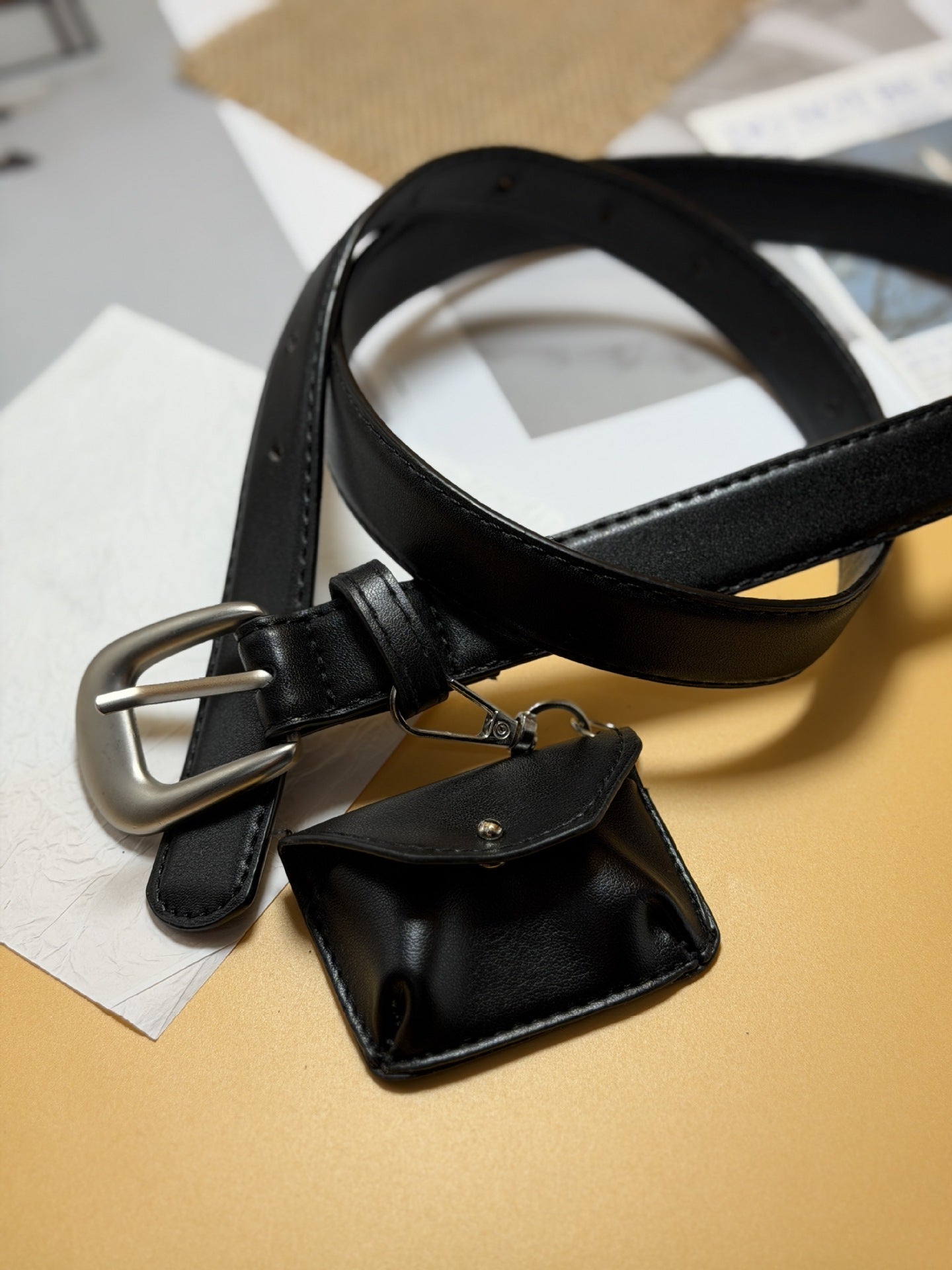 Solid Color Women’s Fashion Belt In PU Leather With Alloy Pin Buckle, Commute Style