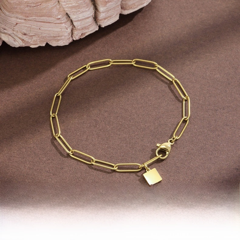 Paper Clip Bracelet For Women In Titanium Steel With Hip-Hop Style Featuring PVD Coated Stainless Steel Paperclip Chain