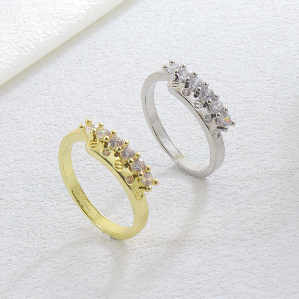 Luxurious Round Open Ring For Women With Bezel Setting, Electroplated Copper And Zircon Inlay
