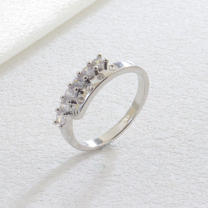 Luxurious Round Open Ring For Women With Bezel Setting, Electroplated Copper And Zircon Inlay