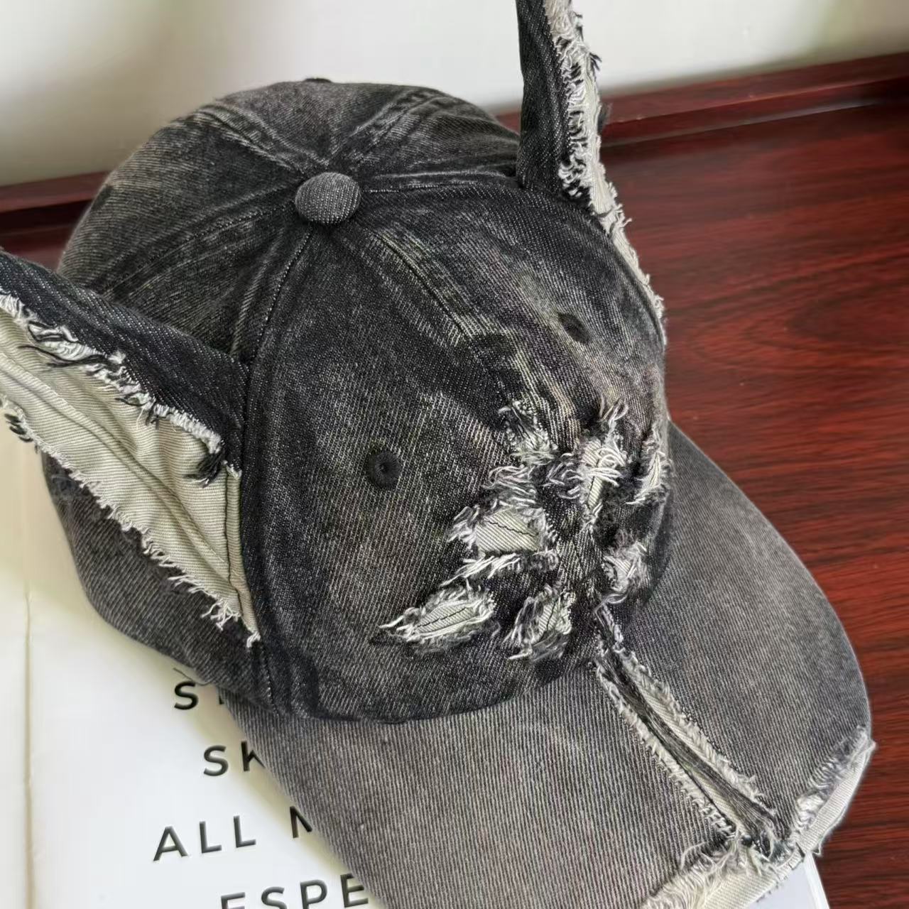 Retro Unisex Cross Baseball Cap With Curved Brim, UV Protection, Made Of Cotton