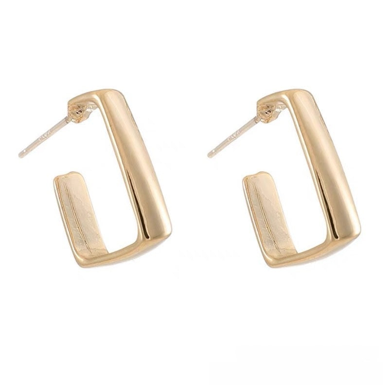 Retro Square Gold Stud Earrings For Women With Alloy Posts And Artificial Pearl Inlay