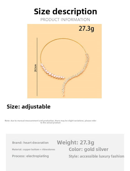 Rhombus Alloy Choker For Women With Rhinestones Pendant In Silver