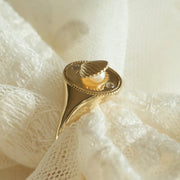 Sparkling Diamond Shell Pearl Ring