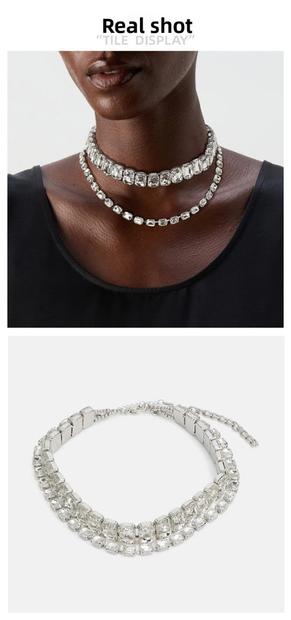 Exaggerated Silver Alloy Choker Necklace For Women With Rhinestones Pendant Featuring Unique Printing Pattern