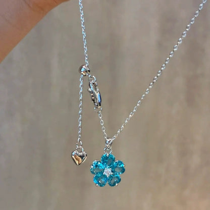 Blue Flowers Pendant Necklace For Women With Electroplated Zinc Alloy Material