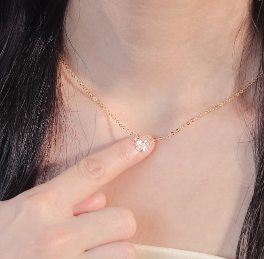 Lucky Heart Simple Style Necklace For Women With Copper Micro Super Whisper Thin Chain And Copper Pendant