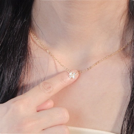 Lucky Heart Simple Style Necklace For Women With Copper Micro Super Whisper Thin Chain And Copper Pendant