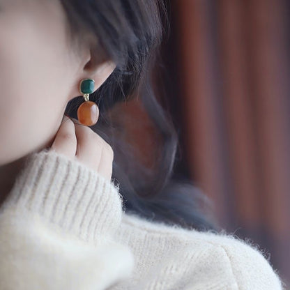 Retro Tassel Stud Earrings For Women With Electroplated Finish And Resin Ear Pins, Featuring Plastic And Resin Inlay