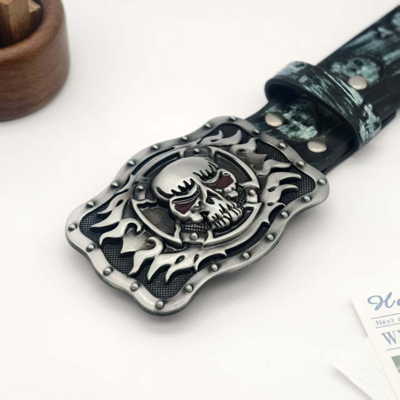 Unisex Punk Skull Belt With Smooth Zinc Alloy Buckle In Embossed PU Leather