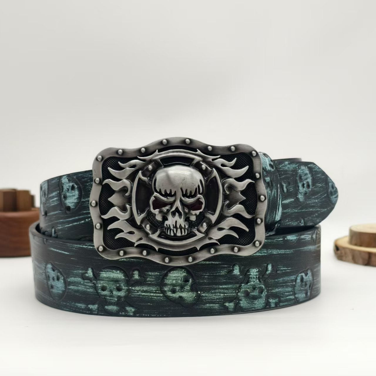 Unisex Punk Skull Belt With Smooth Zinc Alloy Buckle In Embossed PU Leather
