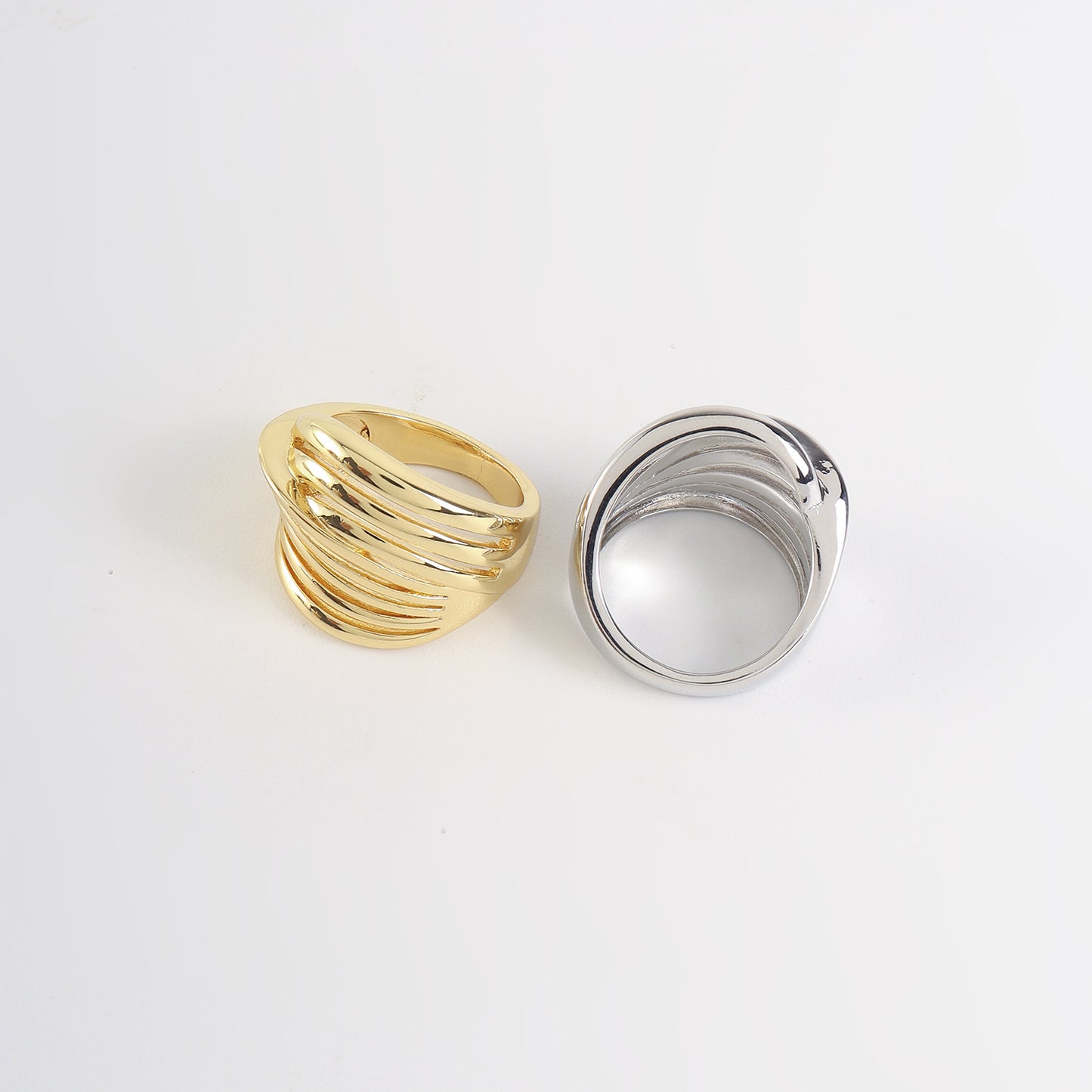 Unisex Stripe Open Rings Made Of Copper With Real Gold Plated Finish In Elegant Gold Color