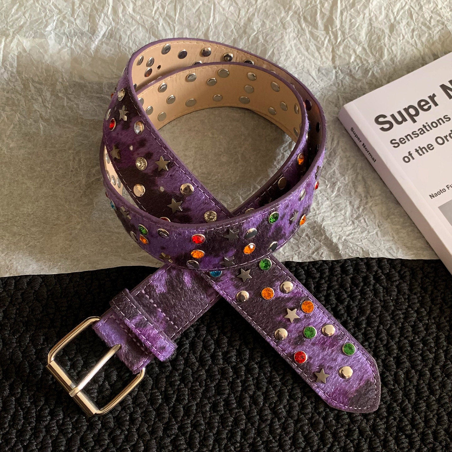 Women’s Star Pattern Patent Leather Belt With Pin Buckle In Glossy Finish