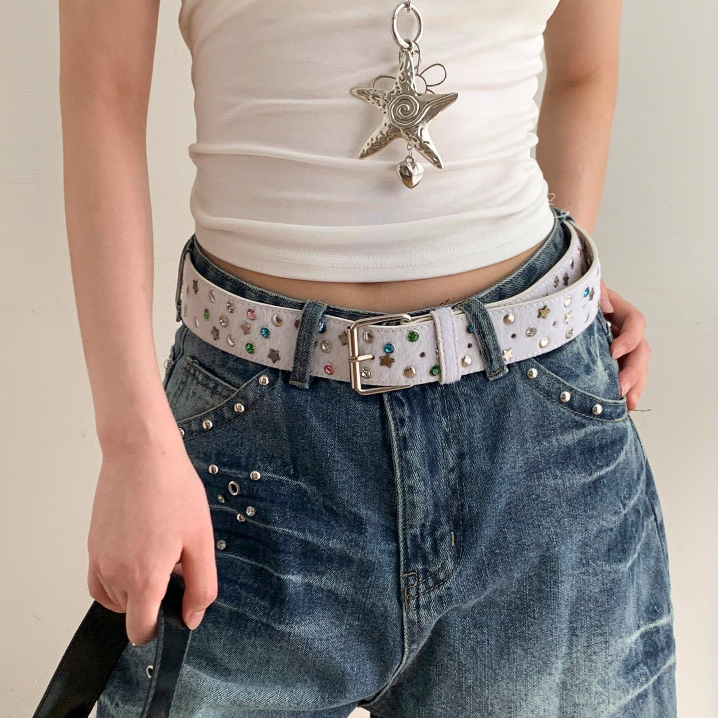 Women’s Star Pattern Patent Leather Belt With Pin Buckle In Glossy Finish