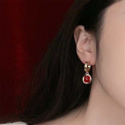 Retro Wine Red Lace Stud Earrings For Women In Electroplated Alloy With Resin Inlay