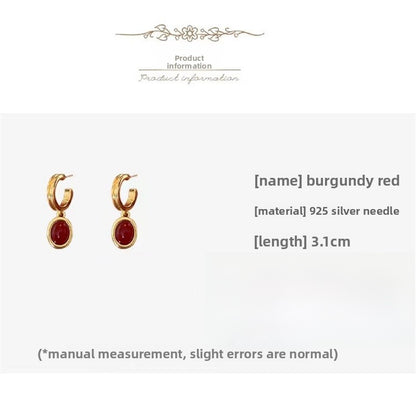 Retro Wine Red Lace Stud Earrings For Women In Electroplated Alloy With Resin Inlay