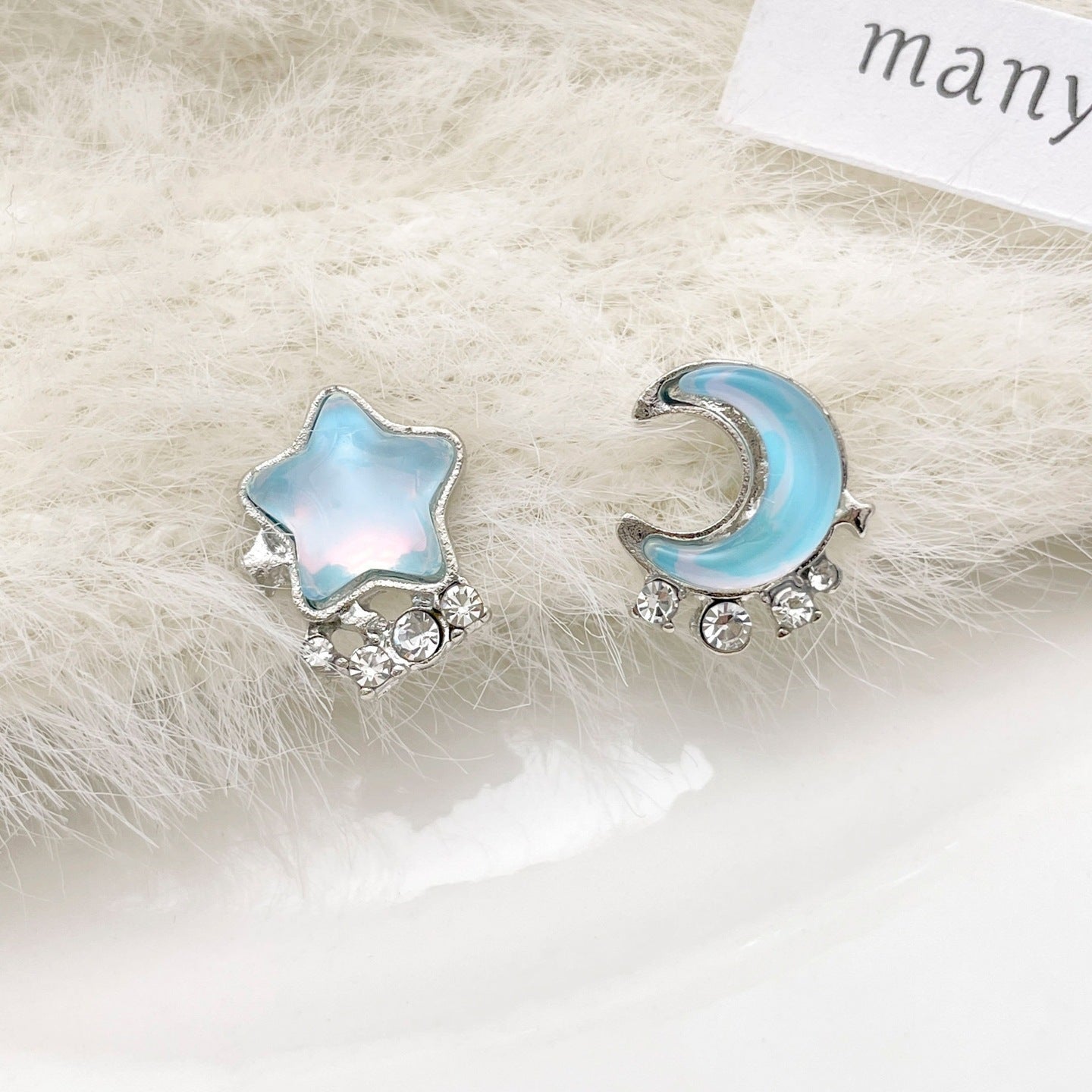 Sweet Moon Stud Earrings For Women In Silver Alloy With Rhinestones, 1 Set