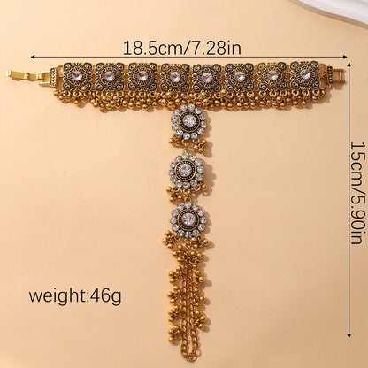 Ethnic Style Flowers Tassel Hand Chain Bracelet For Women In Alloy With Zircon Inlay