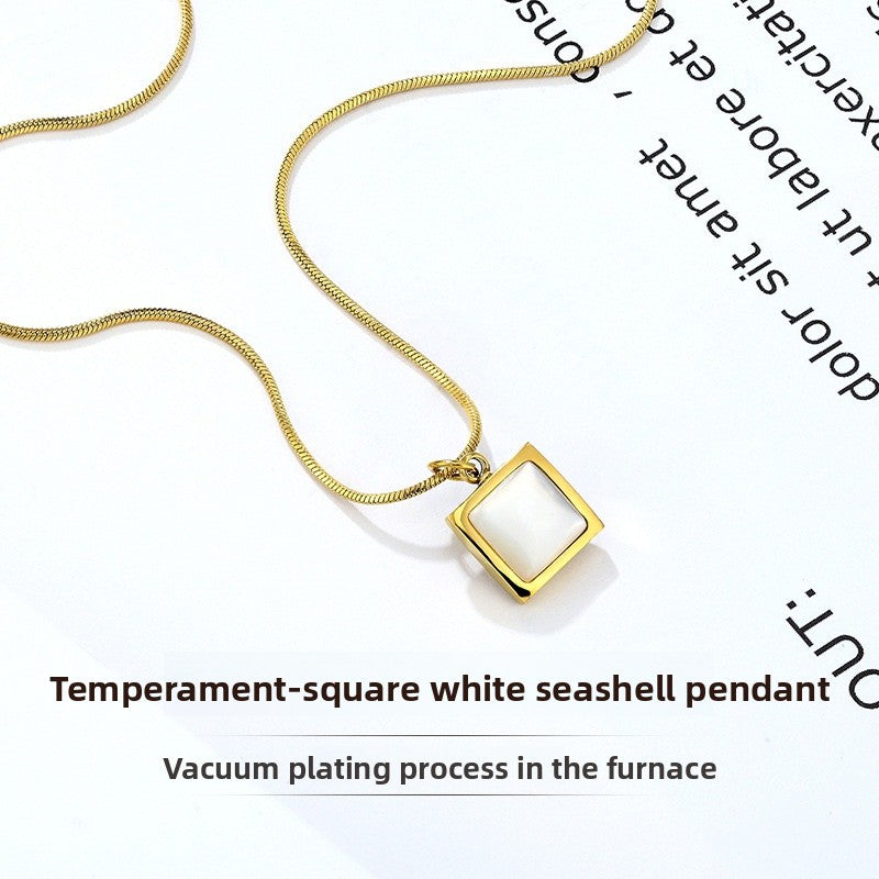 Simple Style Necklace For Women With Titanium Steel Chain And Mother-of-Pearl Shell Pendant