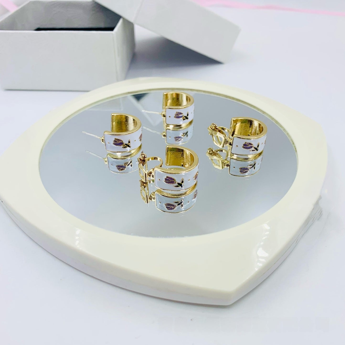 Retro Tulips Stud Earrings For Women With 925 Sterling Silver Posts Featuring Enamel Craftsmanship