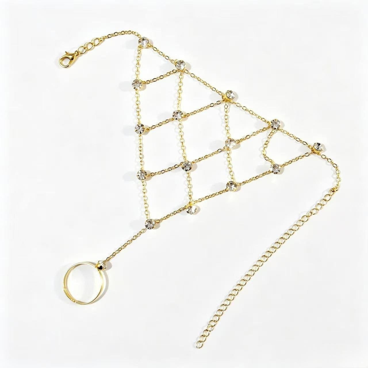 Novelty Hand Chain Bracelet For Women Featuring Copper Chain Material With Electroplated Gold Plating Process