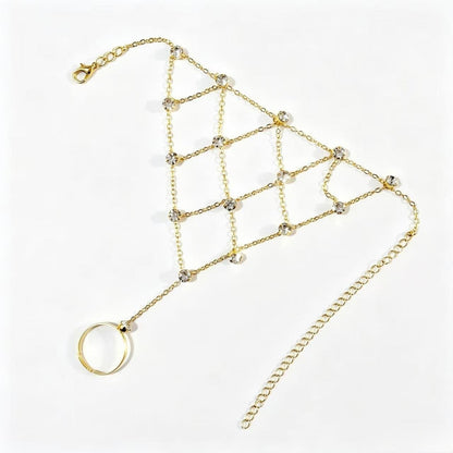 Novelty Hand Chain Bracelet For Women Featuring Copper Chain Material With Electroplated Gold Plating Process