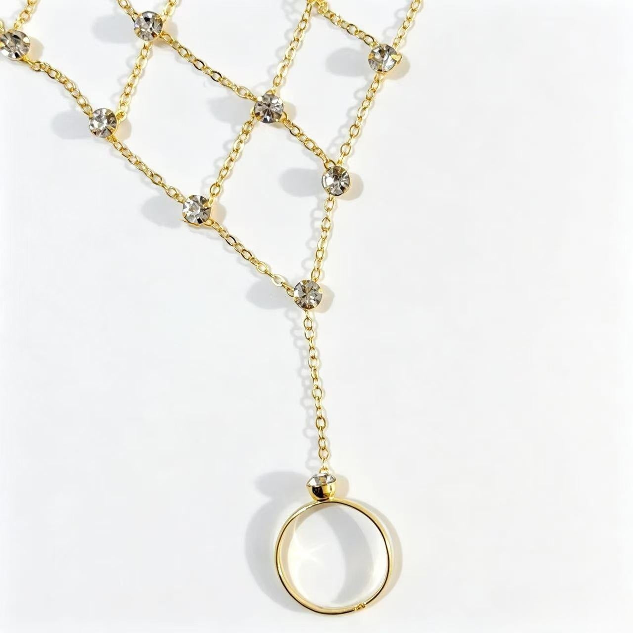 Novelty Hand Chain Bracelet For Women Featuring Copper Chain Material With Electroplated Gold Plating Process