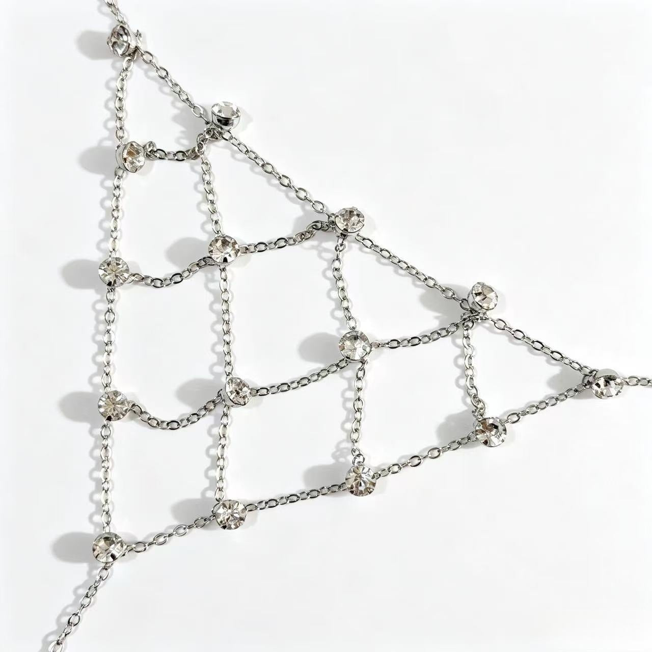 Novelty Hand Chain Bracelet For Women Featuring Copper Chain Material With Electroplated Gold Plating Process