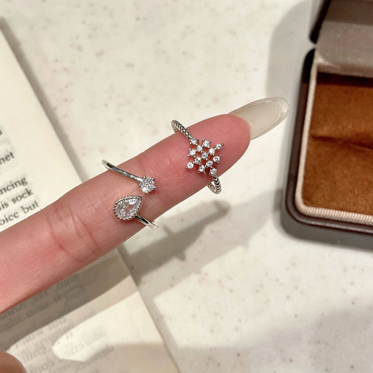 Novelty Snowflake Open Ring For Women In Electroplated Copper With Zircon Inlay