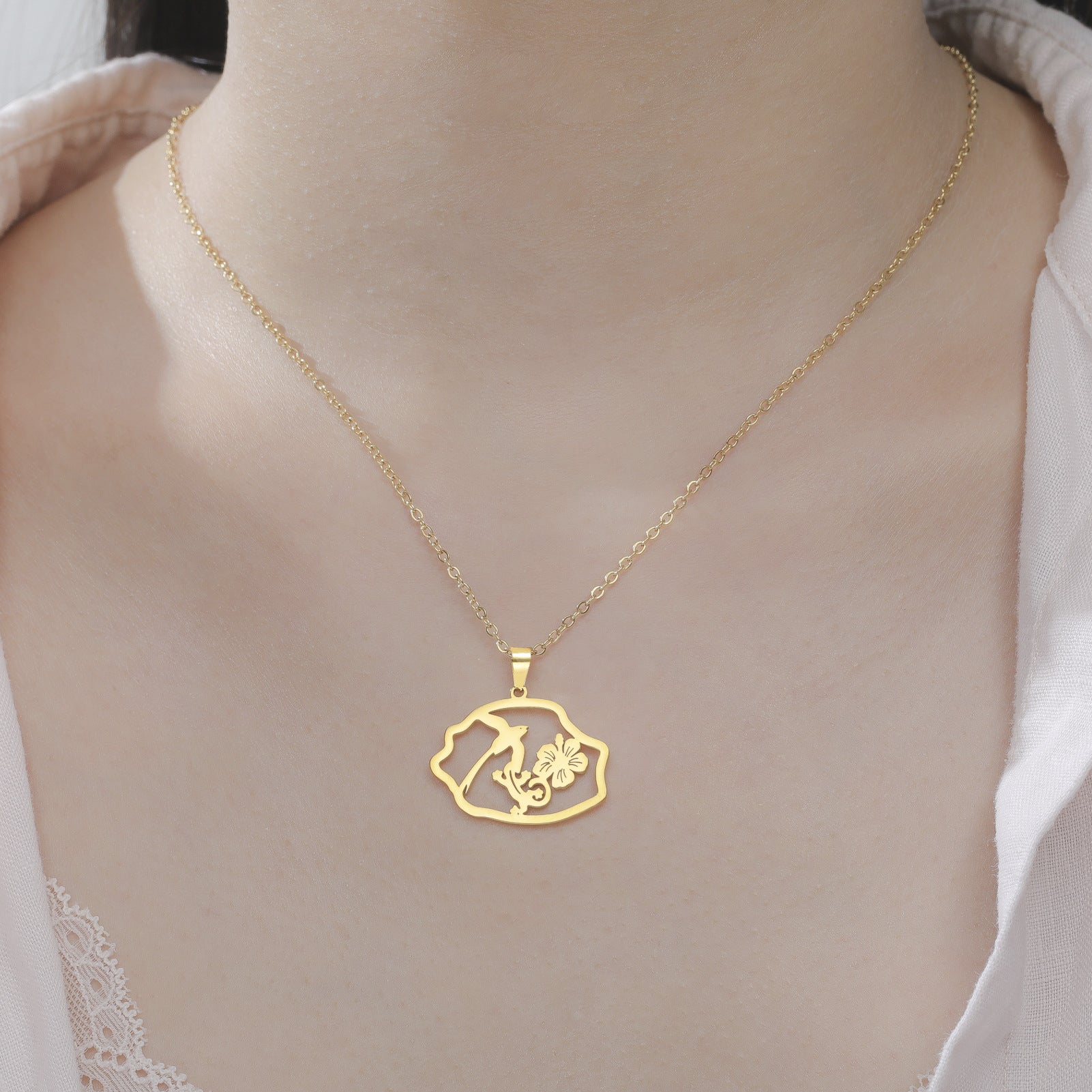 Coconut Tree Pendant Necklace In 304 Stainless Steel With 18K Real Gold Plated Cable Chain, Tropical Style Unisex Jewelry
