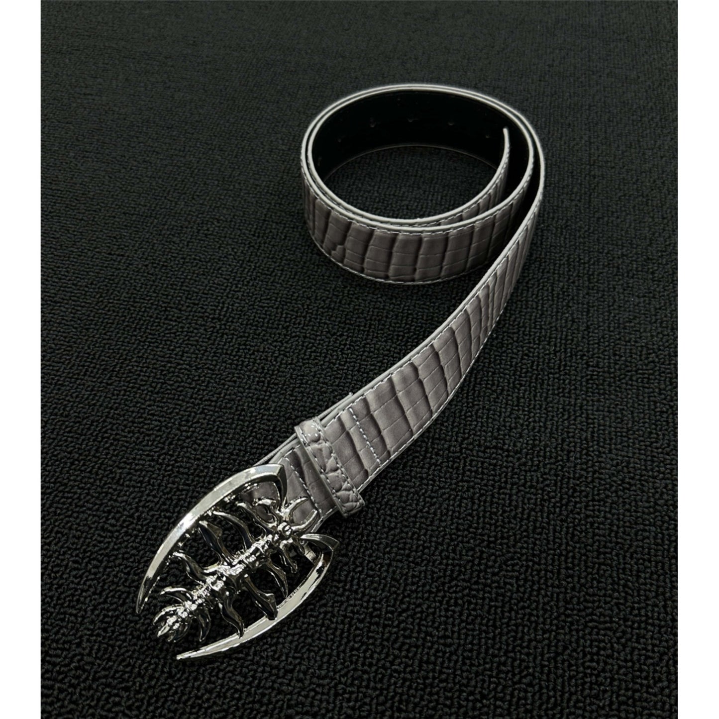 Scorpion Hip-Hop Belt With Smooth Alloy Buckle In Grey PU Leather