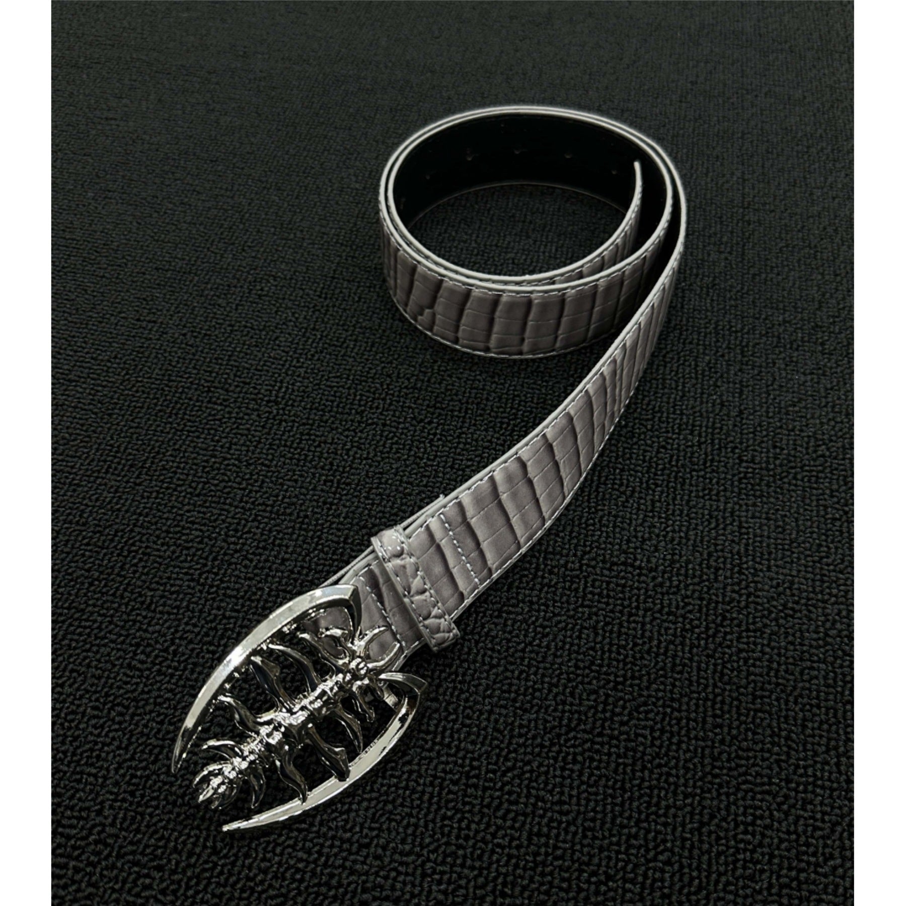Scorpion Hip-Hop Belt With Smooth Alloy Buckle In Grey PU Leather