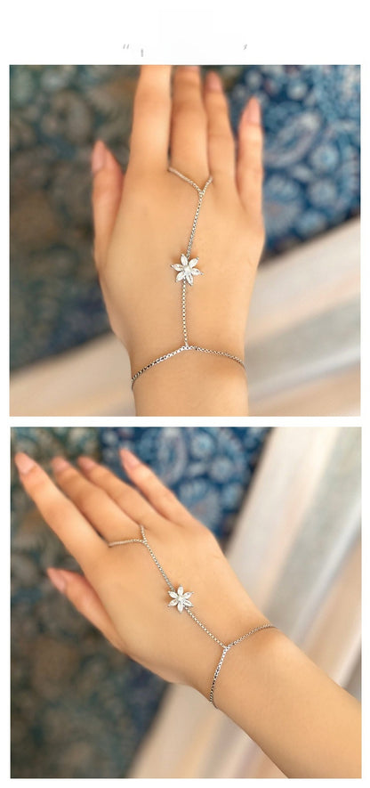 Silver Flowers Hand Chain Bracelet For Women In Electroplated Alloy With Zircon Inlay