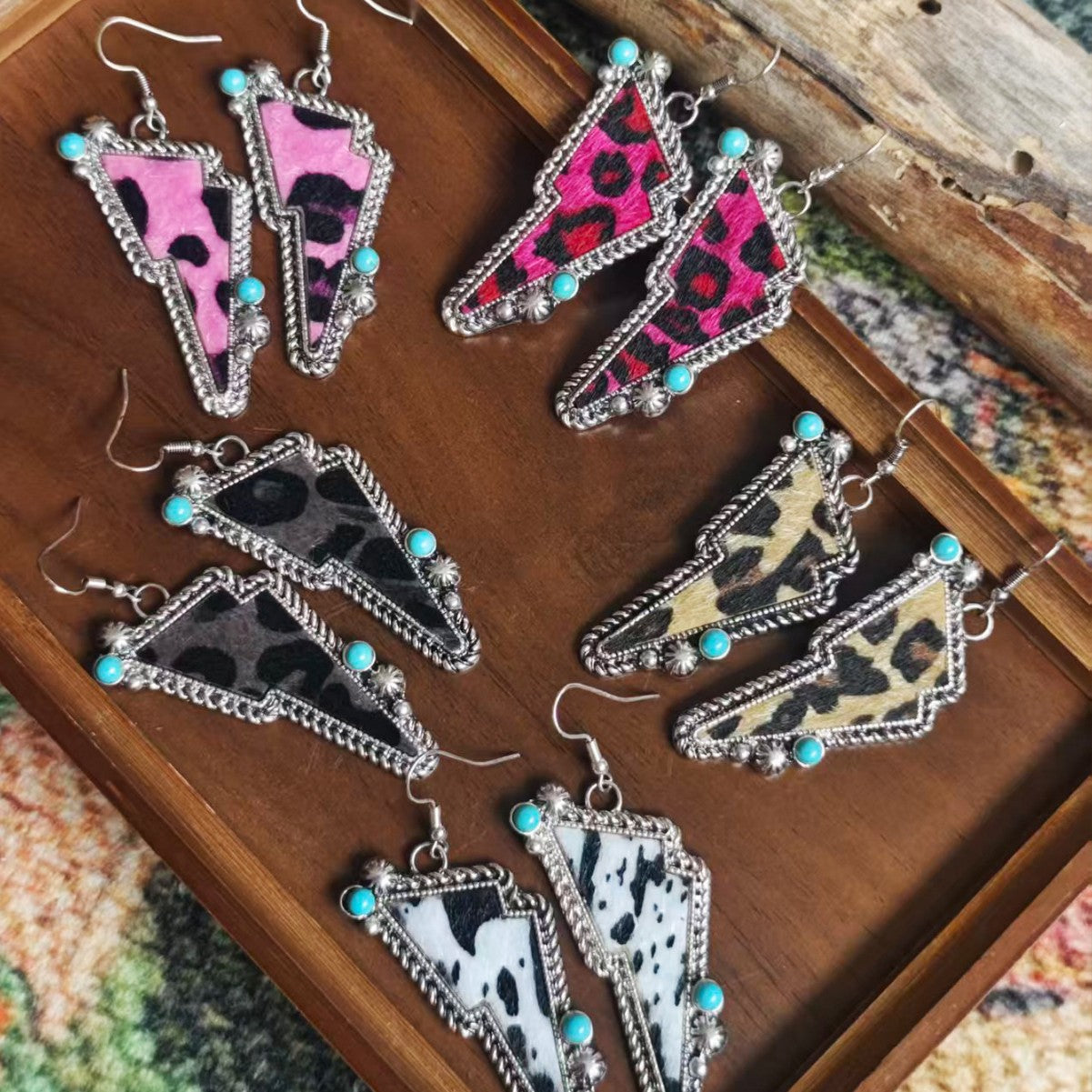 Bohemian Cow Pattern Drop Earrings For Women In White Zinc Alloy With Turquoise Inlay