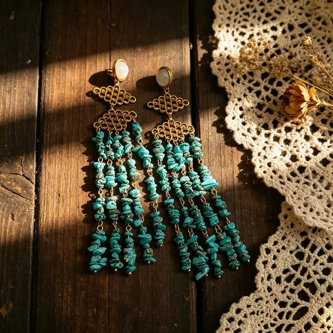 Retro Geometric Peacock Blue Earrings For Women With 925 Sterling Silver Posts And Turquoise Inlay Alloy Design