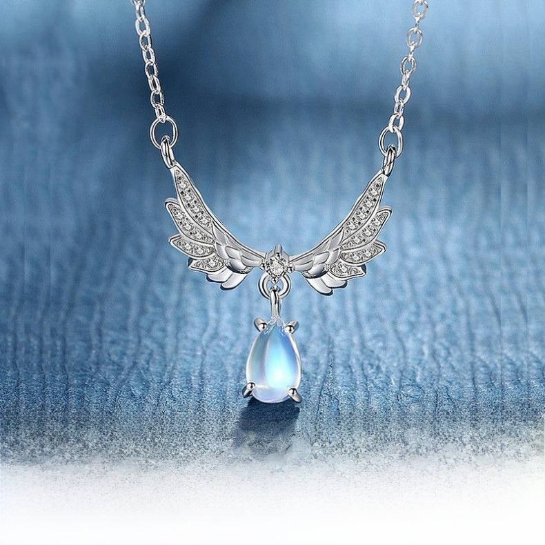 Wings Necklace For Women In S999 Silver Featuring A 925 Sterling Silver Cable Chain In Silver