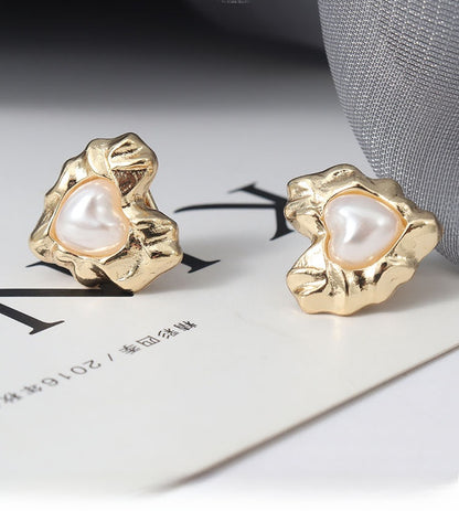 Retro Heart Shape Stud Earrings For Women With Baroque Pearl Inlay, Alloy Material, Electroplated Finish, And 925 Sterling Silver Posts