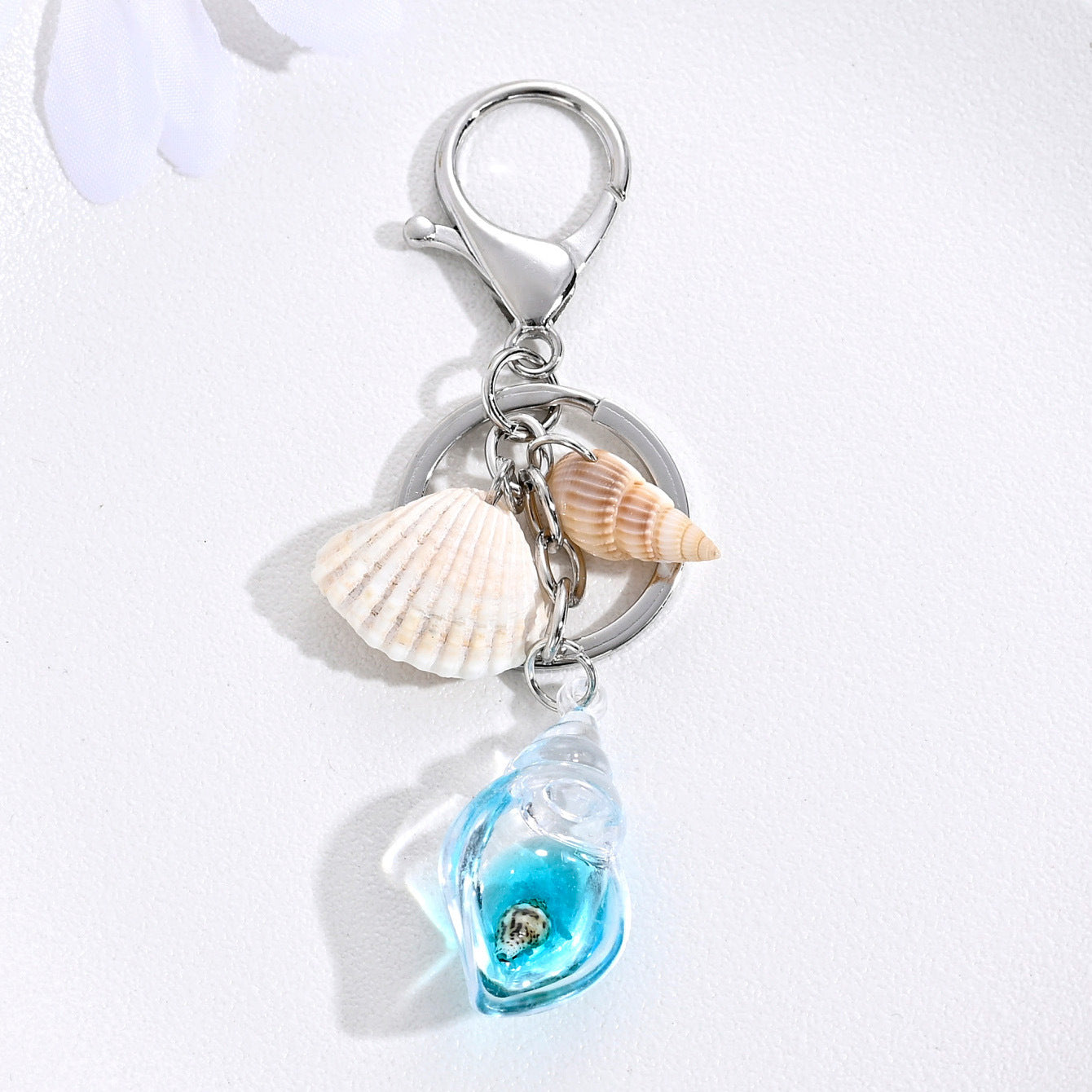 Conch Key Chain Featuring Shell Inlay And Durable Alloy Material