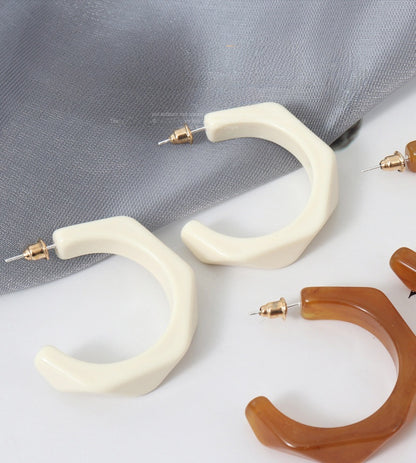 Simple Style Irregular White Stud Earrings For Women With 925 Sterling Silver Posts, Alloy Design