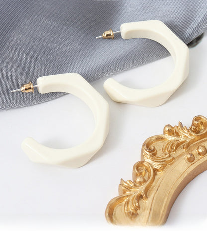 Simple Style Irregular White Stud Earrings For Women With 925 Sterling Silver Posts, Alloy Design